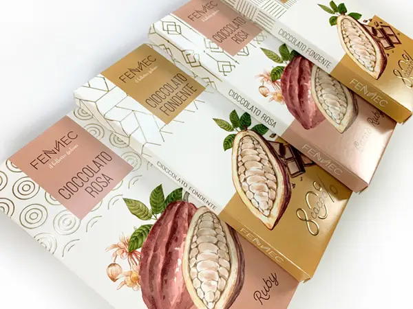 cd51379f0fdf13f348b09581cf40bc211630923595.jpg slim-box-packly-raised-gold-embellishment.jpg